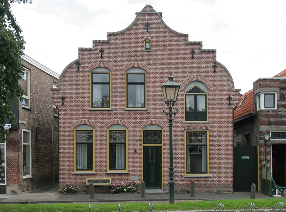 Bedrijfspand / woonhuis Schipluiden